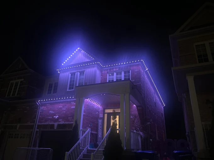 GTA home with smart exterior lighting in blue and purple installed by Toronto Glow